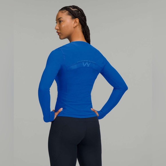 Lululemon Ventilated MeshBack Running Long Sleeve
Blazer Tone Blue - size 2 - Picture 2 of 7